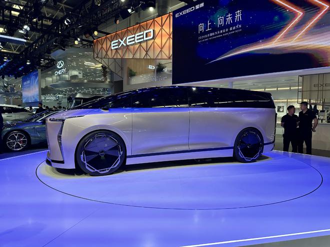 包含两款全新SUV 星途将在两年内再推三款新车7